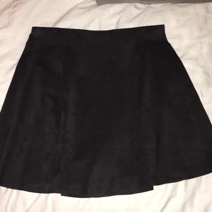 Brandy Melville flowy skirt